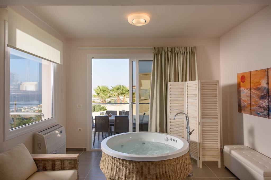 Koukos Villas スタロス 部屋 写真