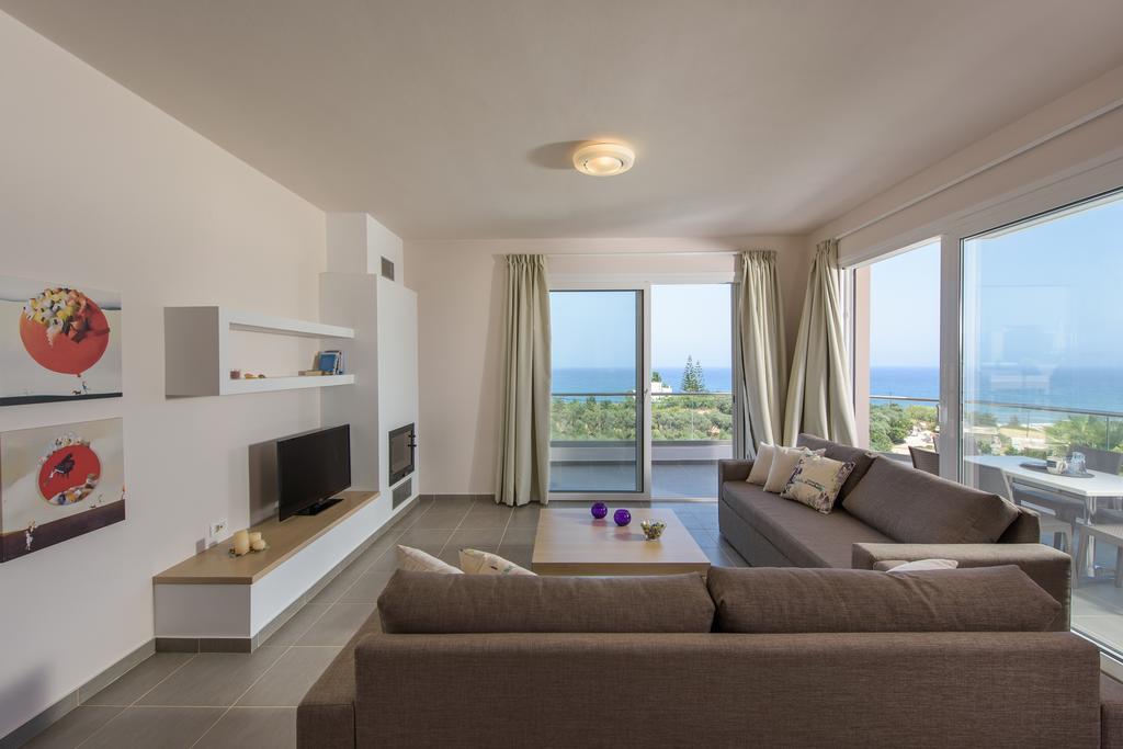 Koukos Villas スタロス 部屋 写真