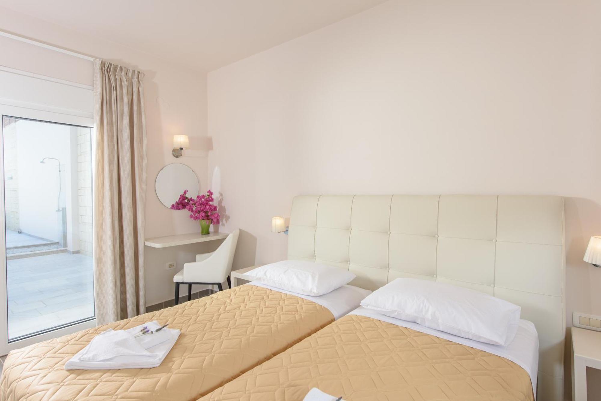 Koukos Villas スタロス 部屋 写真
